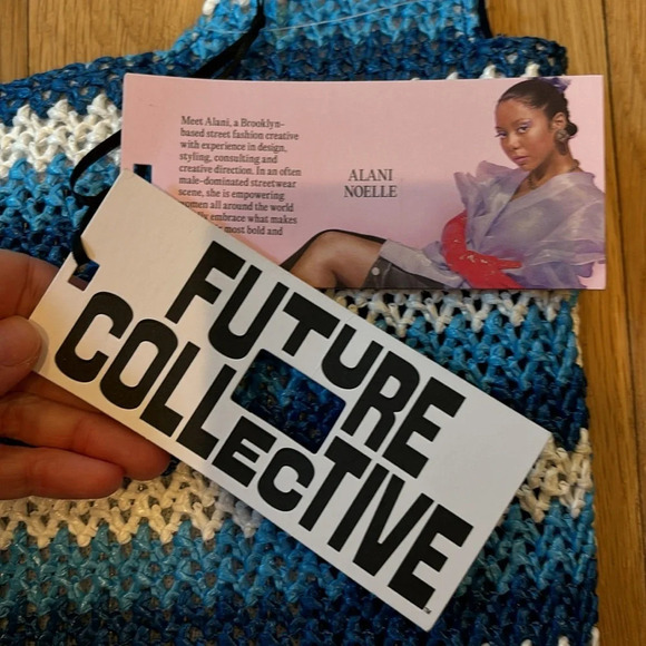 Future Collective Tote Blue Striped Straw Summer Purse Bag NWT - Picture 4 of 6